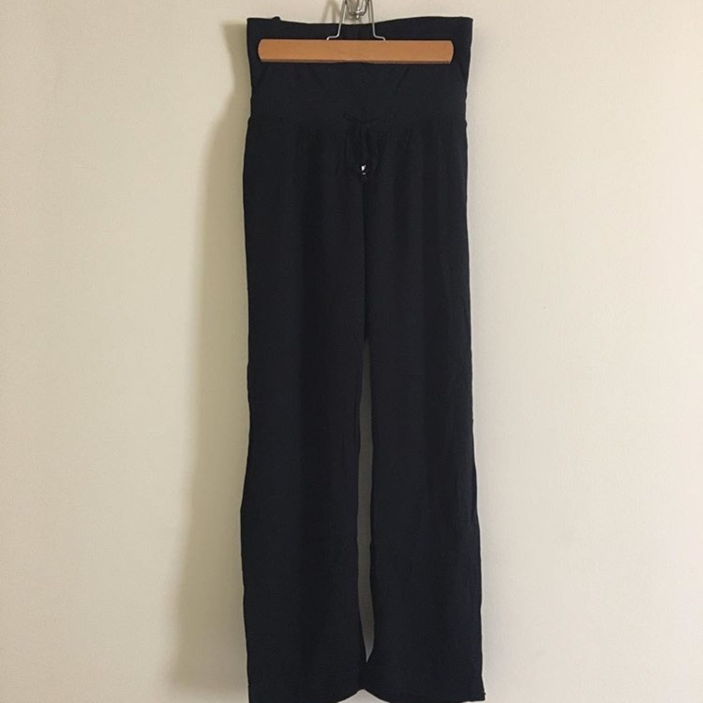 Old Navy full panel maternity pants